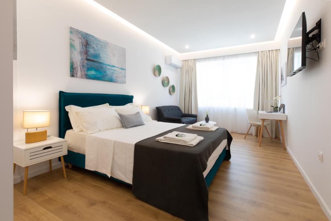 Minimal Apartment In Plaka Athena Bagian luar foto