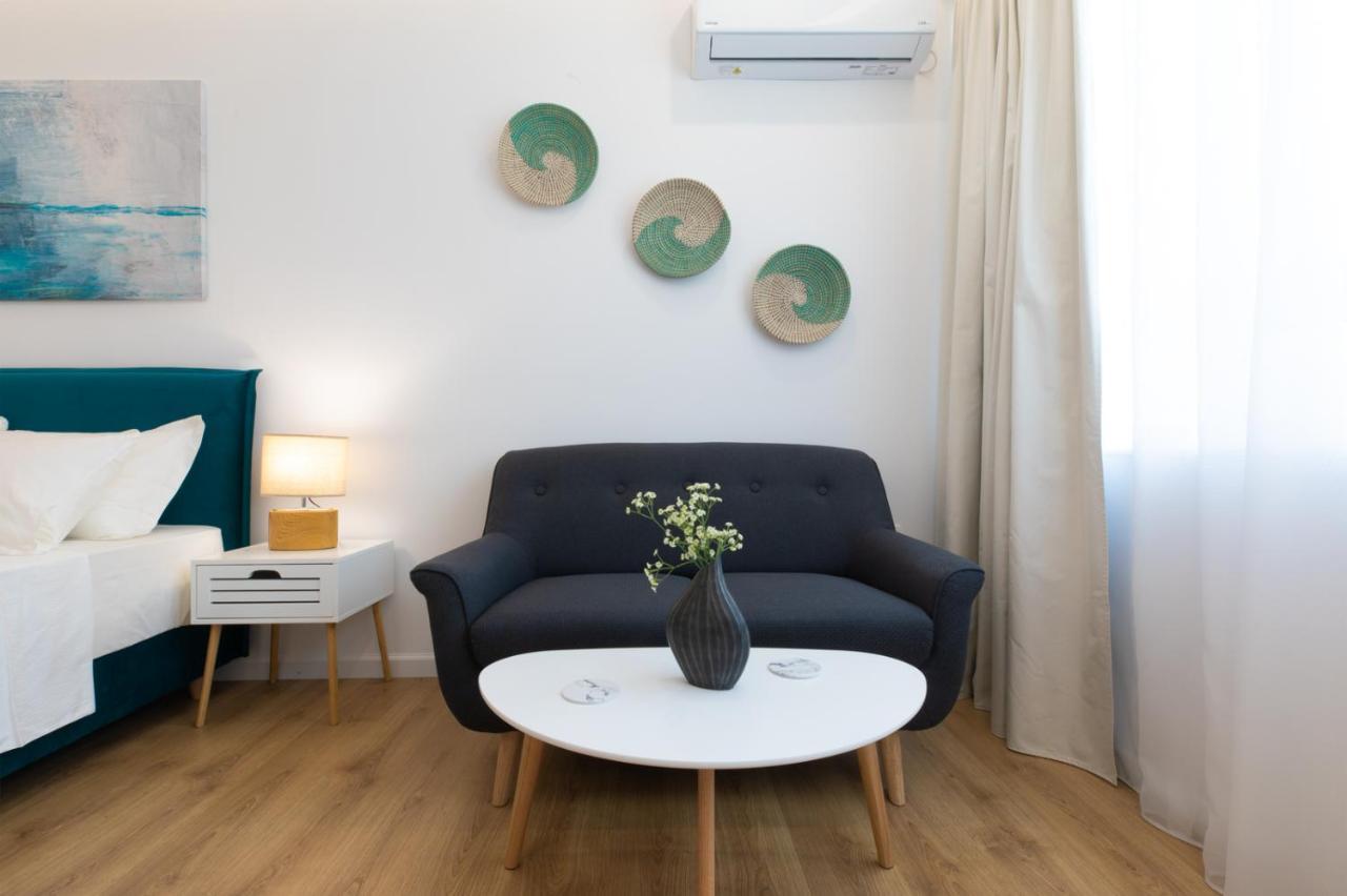 Minimal Apartment In Plaka Athena Bagian luar foto